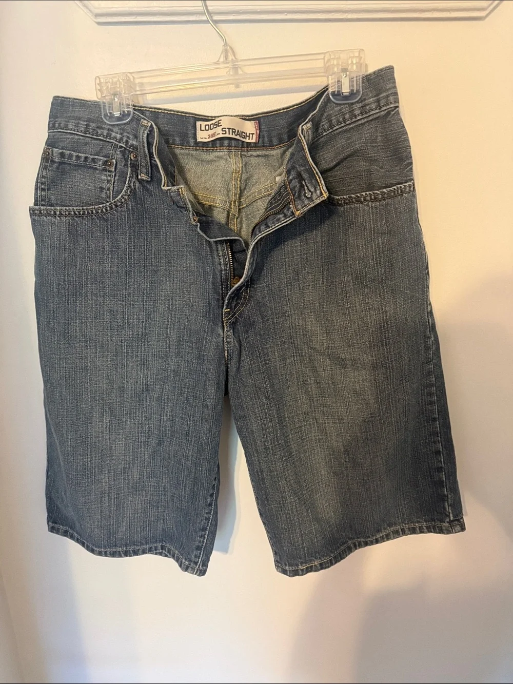 Levi's Loose Straight Men’s Denim Shorts - Medium Blue